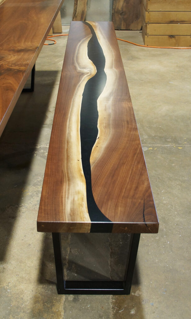 http://Matching%20Walnut%20Dining%20Table%20and%20Bench%201792%205
