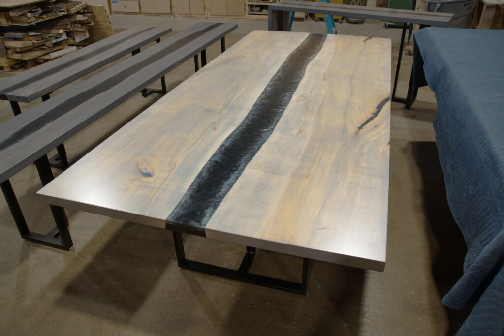 http://Gray%20Stained%20Maple%20River%20Table%20Set%201815%202