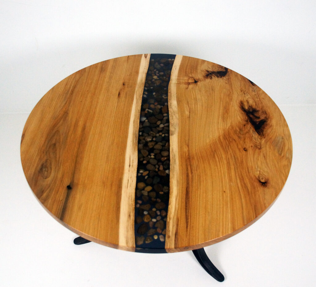 http://Round%20River%20Rock%20Kitchen%20Table%2010