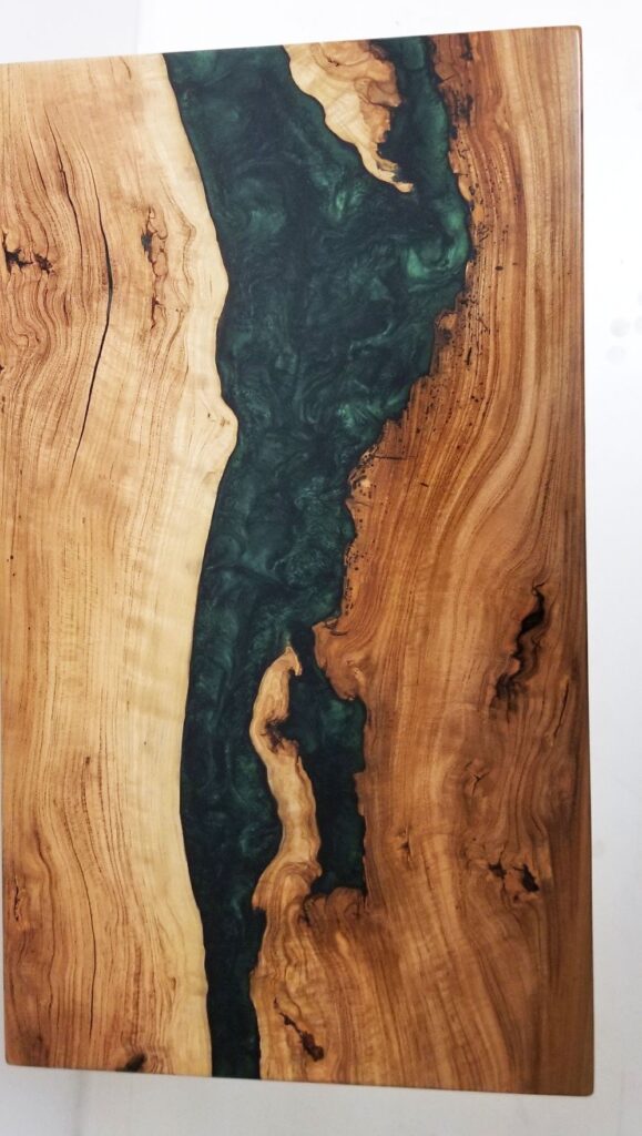 http://Small%20Cherry%20River%20End%20Table%204