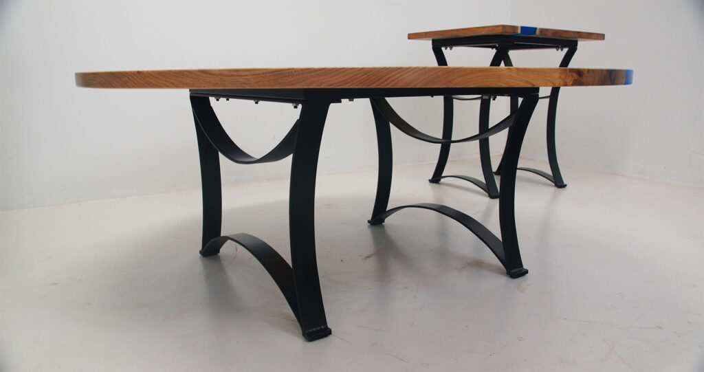 http://Butternut%20Blue%20River%20Coffee%20Table%20&%20Matching%20End%20Tables%209